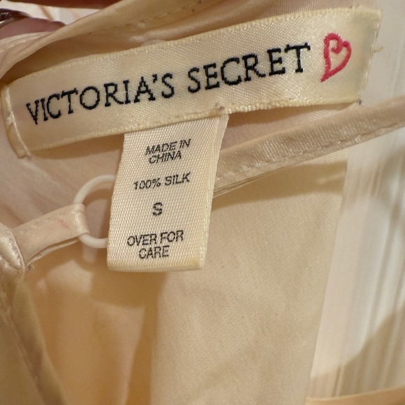 VTG 90s Y2K Victoria's Secret Silk Intimates Sleepwear Dress Fabric Buttons - Picture 5 of 5